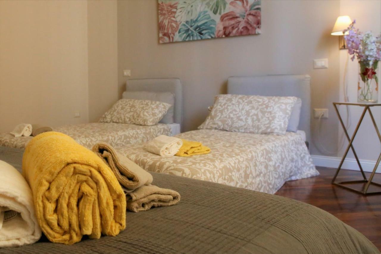 Beb Binario39 Bed & Breakfast Наполи Екстериор снимка